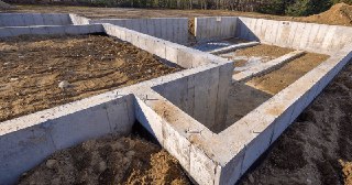 Ленточный фундамент Лангепас цена от 2748 руб.